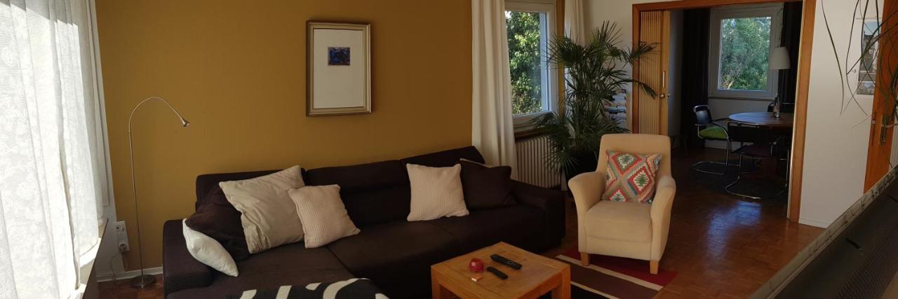Stadtnahe Wohnung mit kl.Balkon und Parkplatz Oldenburg Exterior foto