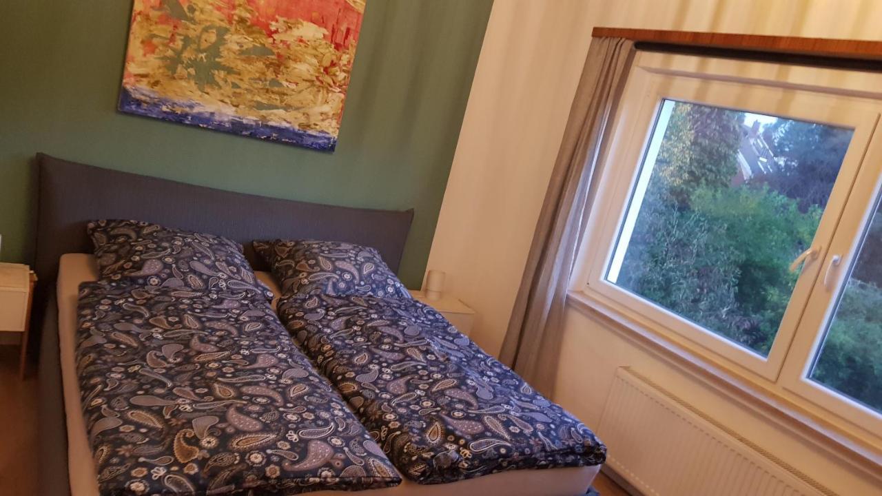 Stadtnahe Wohnung mit kl.Balkon und Parkplatz Oldenburg Exterior foto